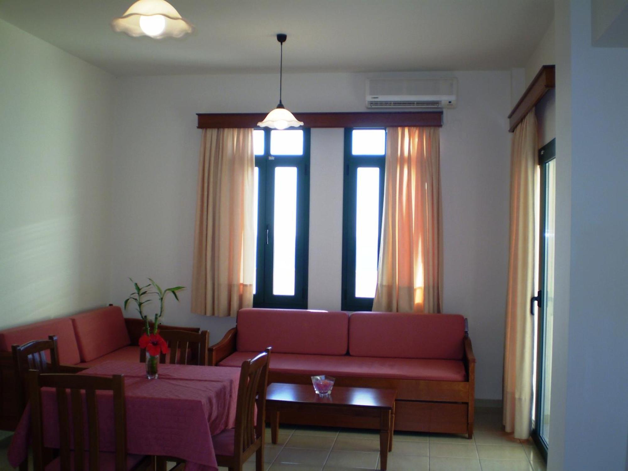 Roubini Apartments Falasarna Exterior photo